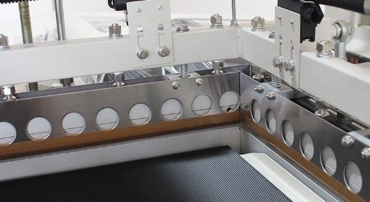 Max.30 συσκευασίες/min Ταχύτητα Μηχανή τυλίγματος με ταινία αυτοματοποιημένης κοπής με μανίκι για συσκευασία