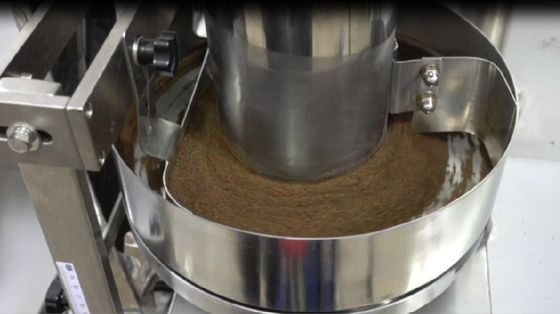 Εσωτερική και εξωτερική συσκευασία σακούλας τσαγιού Μηχανή συσκευασίας τύπου σακούλας 550 KG Πολυλειτουργία