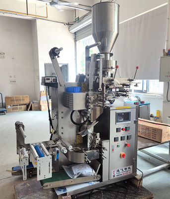 Εσωτερική και εξωτερική συσκευασία σακούλας τσαγιού Μηχανή συσκευασίας τύπου σακούλας 550 KG Πολυλειτουργία