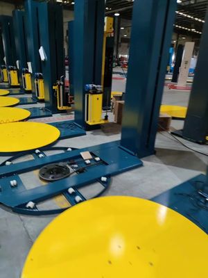 2400 mm ύψος στήλης Ηλεκτρικά κινούμενη μηχανή ταινίας διάταξης παλέτας για προϊόντα
