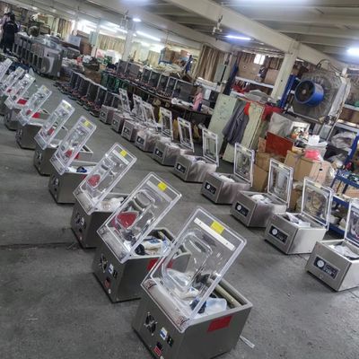 Τραπεζική συσκευασία DZ260 Ημιαυτόματη συσκευασία υπό κενό για τη διατήρηση τροφίμων και αυγών