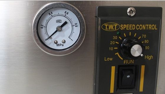 Μηχανή πλήρωσης βουτύρων με πλαστική συσκευασία και μονή κεφαλή