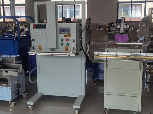 900 Εξωτερικός σφραγιστής κενού Εύκολο στη λειτουργία Ιδανικός για σφραγισμό μεγάλων σακουλών 760*530*1920mm