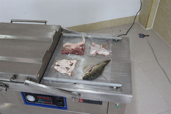 220V/50HZ αυτόματη μεγάλη διπλή αίθουσα συσκευαστή κενού για υγρά ξηρά καρύδια